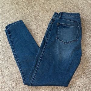 Judy Blue Cool as a Cucumber Tummy Control Jeans - med wash, size 27, EUC